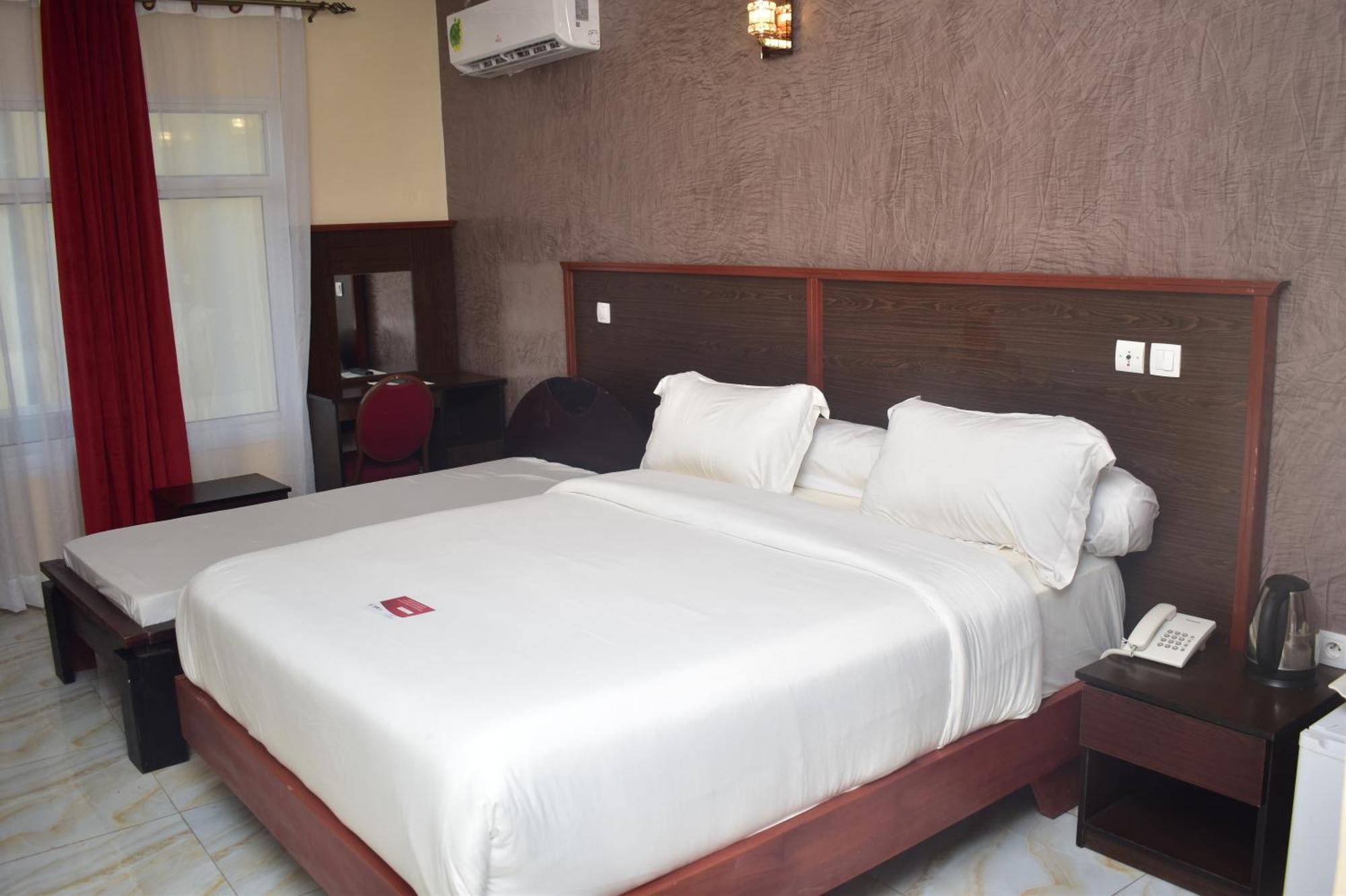 Safyad Hotel Yaounde Luaran gambar