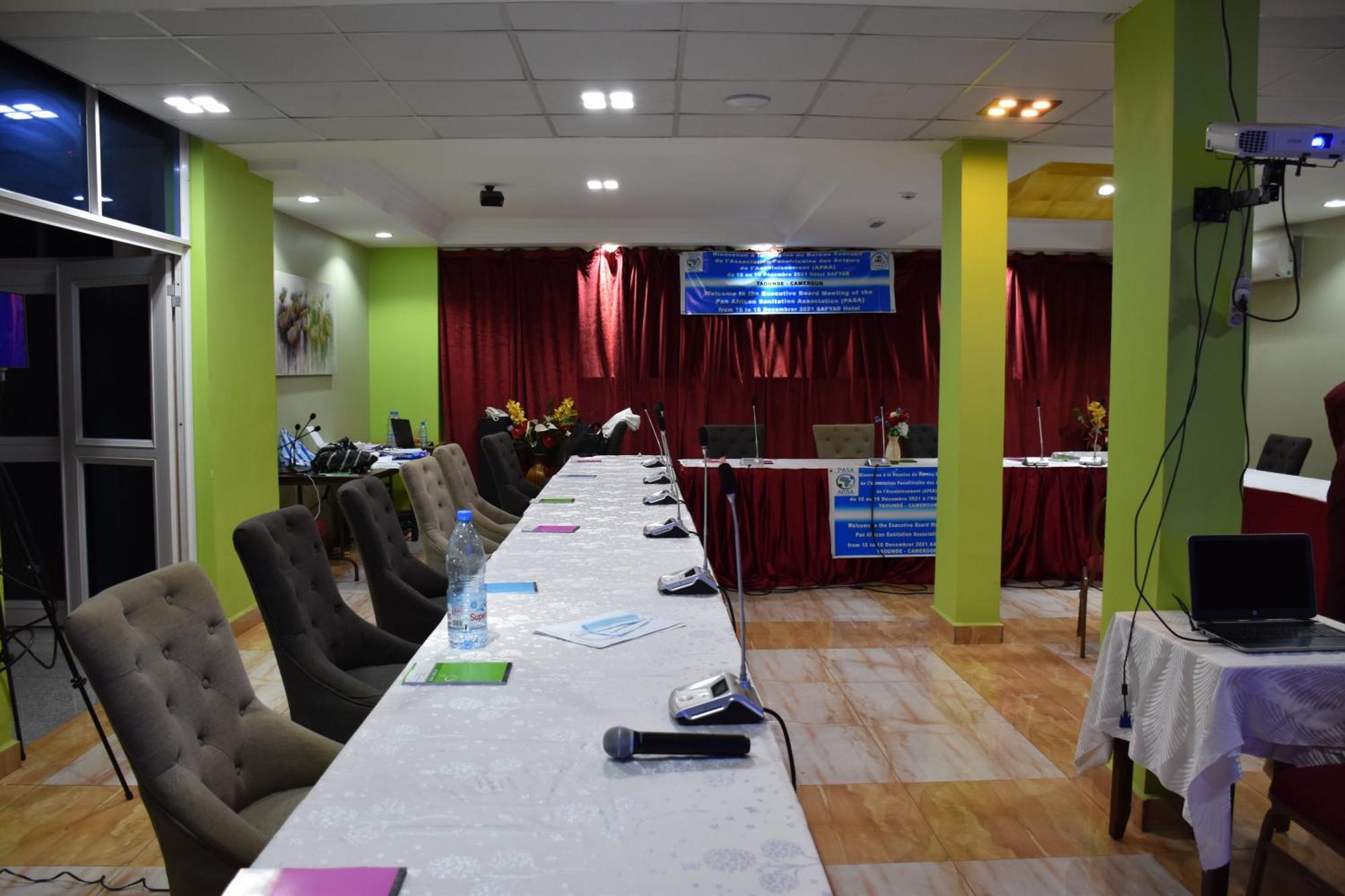 Safyad Hotel Yaounde Luaran gambar