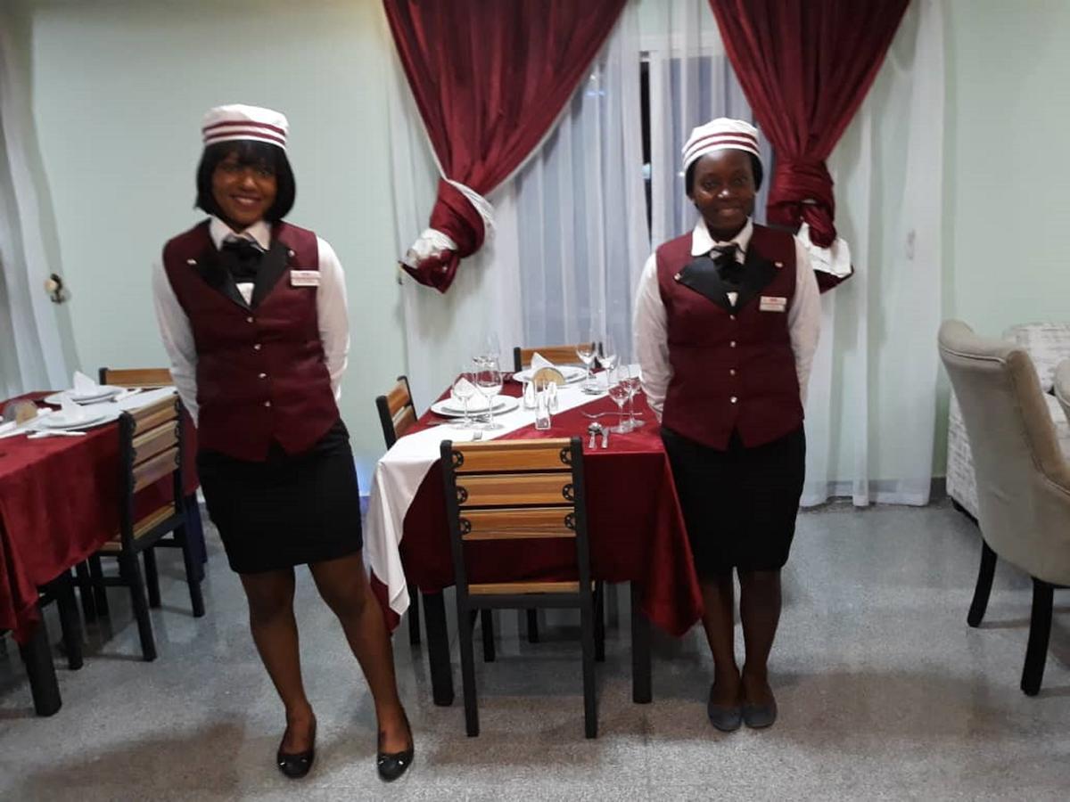 Safyad Hotel Yaounde Luaran gambar