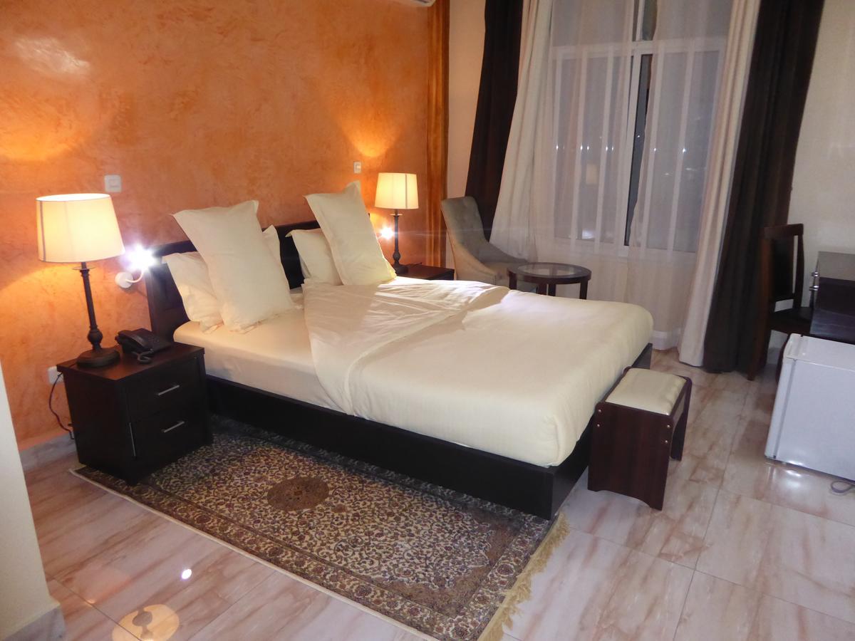 Safyad Hotel Yaounde Luaran gambar