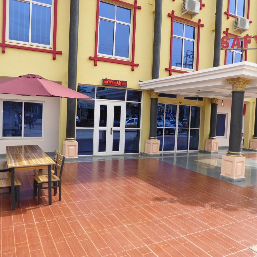 Safyad Hotel Yaounde Luaran gambar
